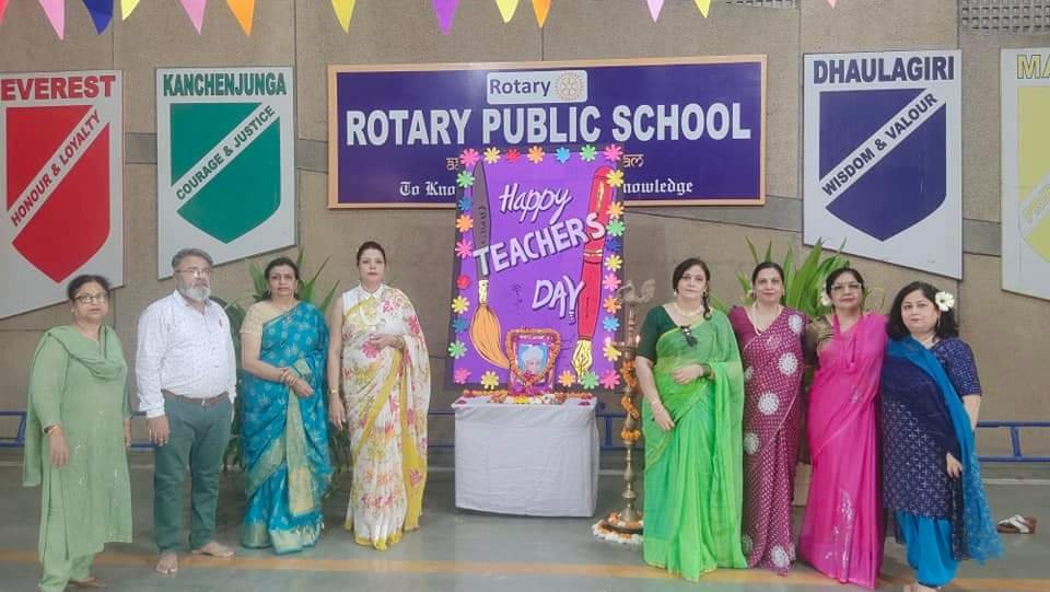 TEACHER'S DAY  AT A GLANCE